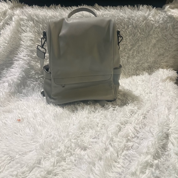 Grey backpack purse - Picture 2 of 8